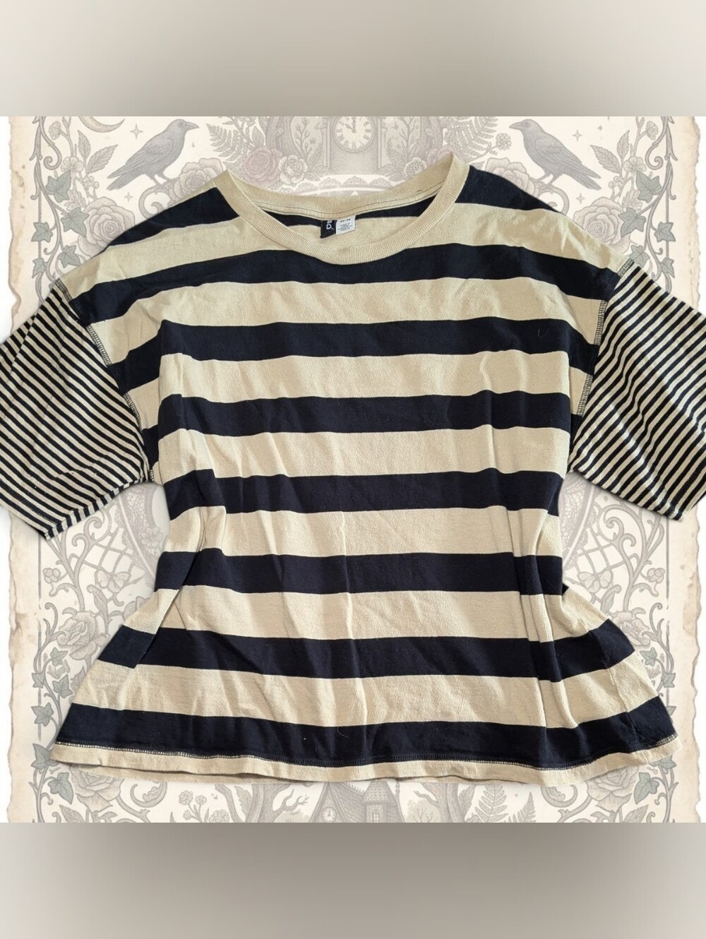 BDG Urban Outfitters Oversized Striped Boxy Tee Contrast Sleeve 90s Grunge Sz M